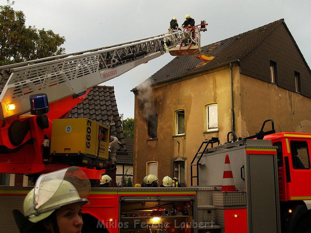 Wohnungsbrand Koeln Stammheim Stammheimer Hauptstr P177.JPG